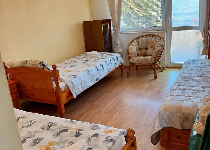 Къща за гости евин рай Бяла